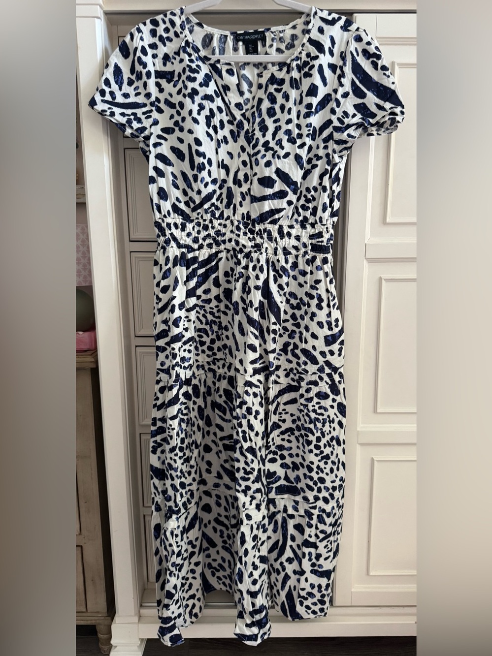 Cynthia Rowley White and Navy Animal Print Women’s Midi Dress